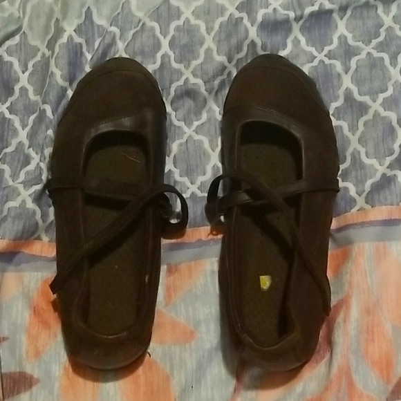 Brown shoes - Picture 1 of 1